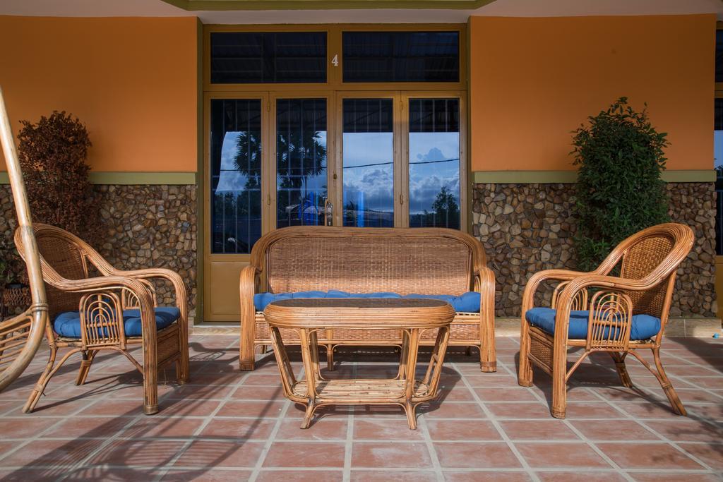 Nomads Guesthouse Kampot Eksteriør billede