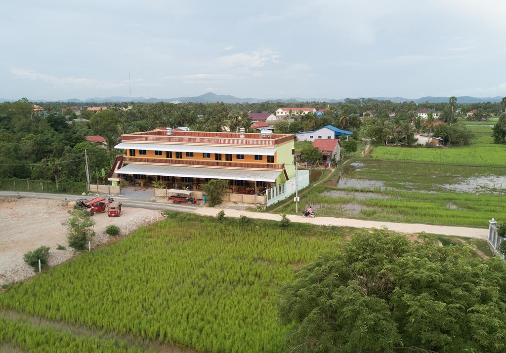 Nomads Guesthouse Kampot Eksteriør billede