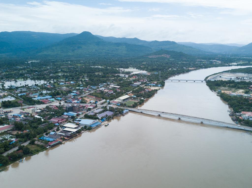 Nomads Guesthouse Kampot Eksteriør billede