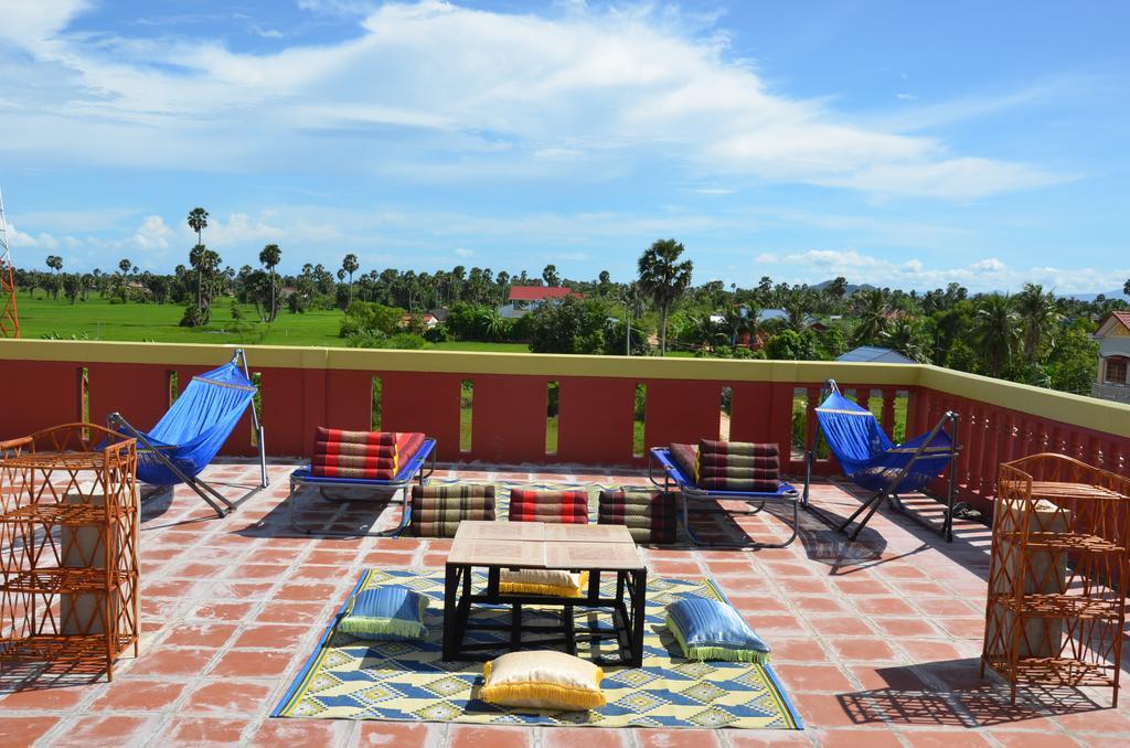 Nomads Guesthouse Kampot Eksteriør billede